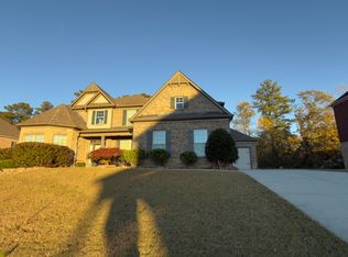 810 Grand Reserve Dr, Suwanee, GA 30024