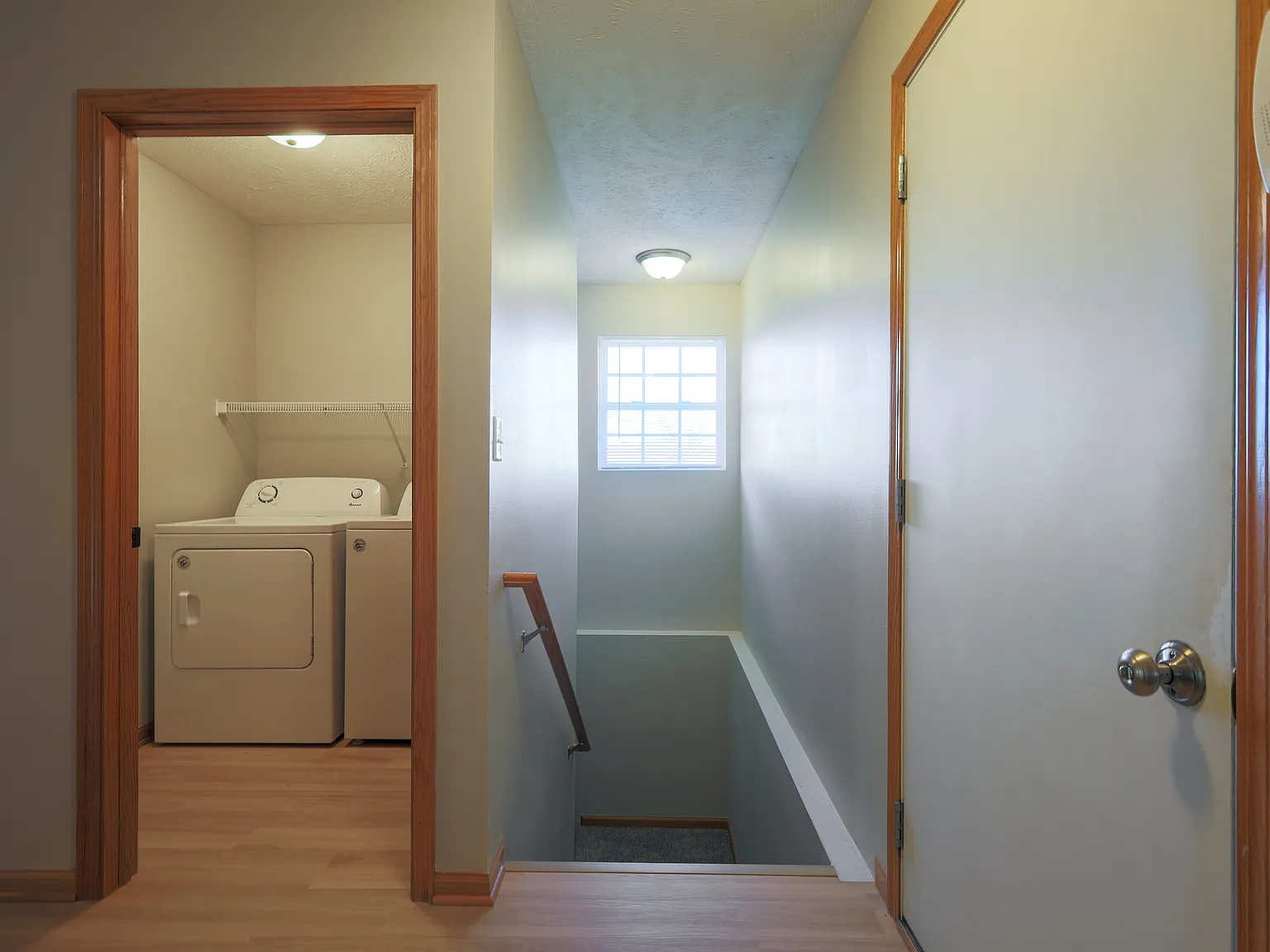 2 bed, 1330 sqft, $1,900 — Photo 3