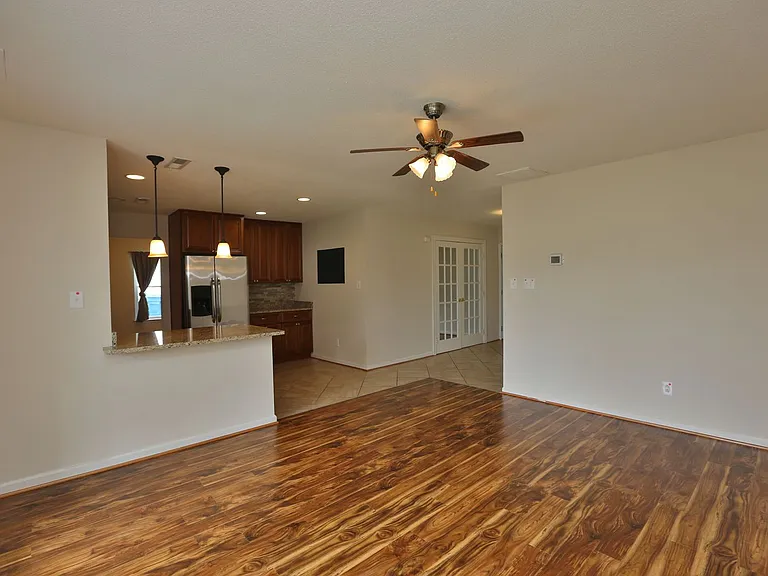 1012 Antioch Cir — Photo 11