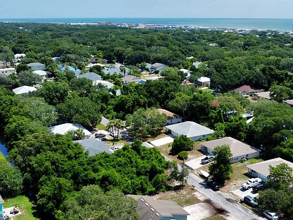 3rd image of 51 Atlantic Oaks Circle St