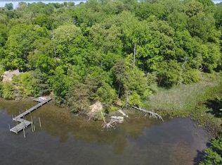 53 Betts Rd, Stafford, VA 22554