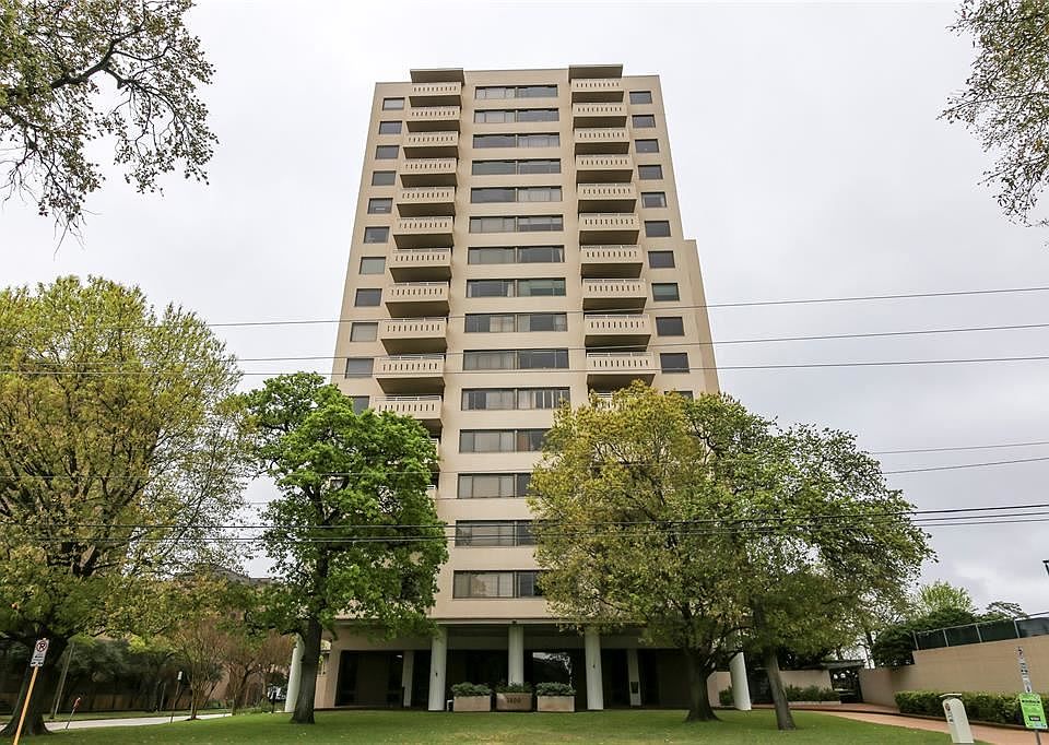 1st image of 1400 Hermann Dr Unit 11A