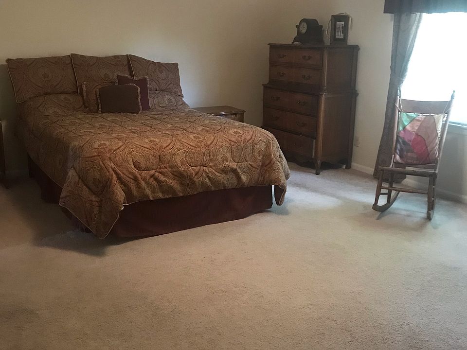 1st image of 321 Weil Ln
