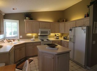 1914 Waterford Pl SW, Rochester, MN 55902