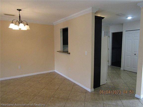 4th image of 230 Aleutian St NE