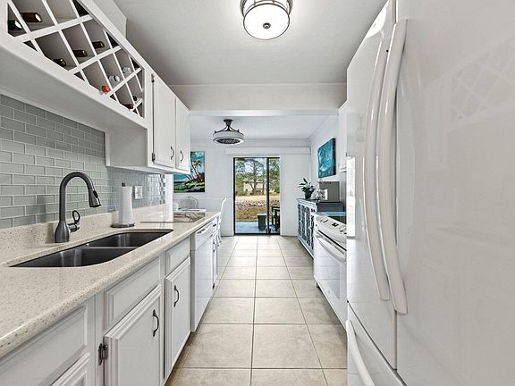 4th image of 373 Sunset Bay Unit 33B