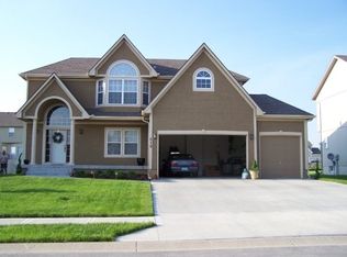 618 SW 34th St, Lees Summit, MO 64082
