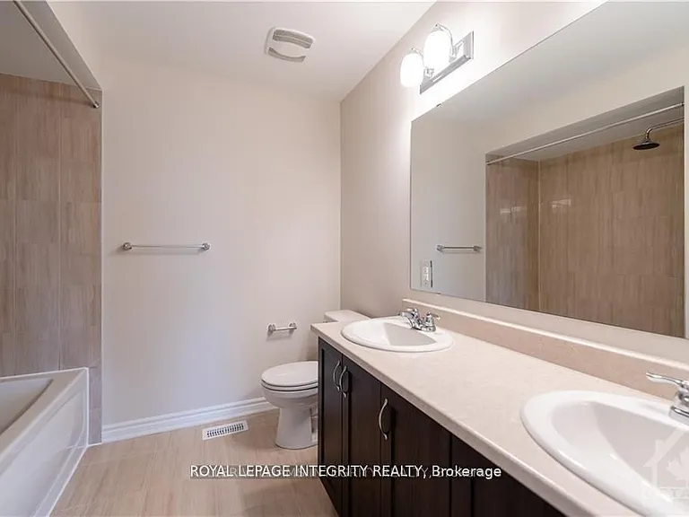2014 Leinster Cir — Photo 17