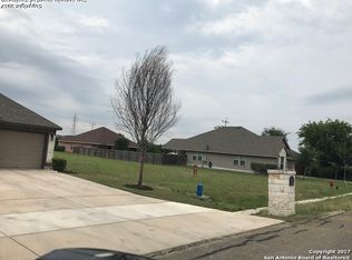 15415 Echo Ln, Selma, TX 78154