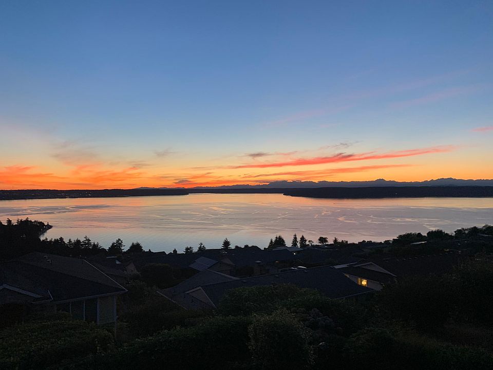 Picture of Commencement Bay and beautiful evening sunsets