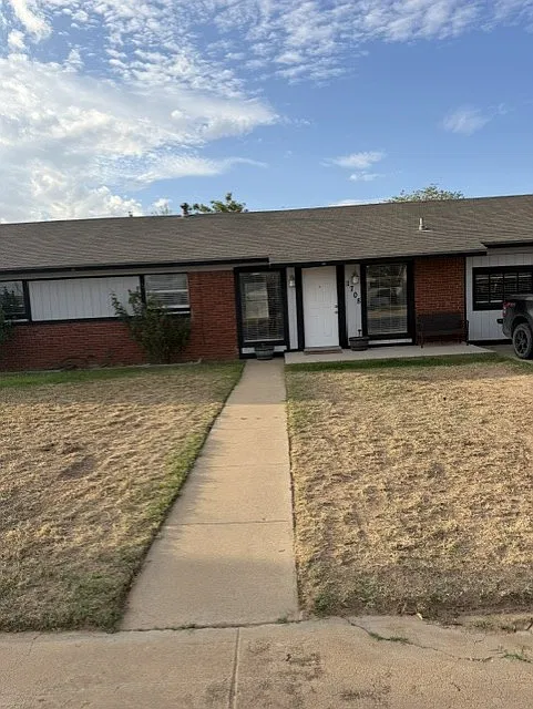 Maple Ave, Midland — Photo 4