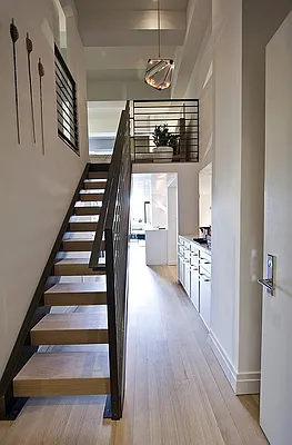 Rented by R New York | media 15