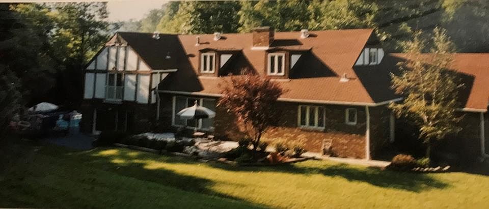 1st image of 632 Wills Br