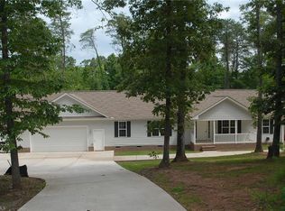 7565 State Highway 770, Eden, NC 27288