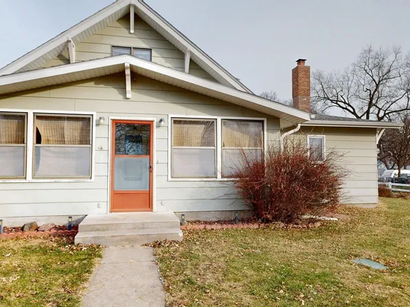 1013 Pacific St, Cambridge, NE 69022