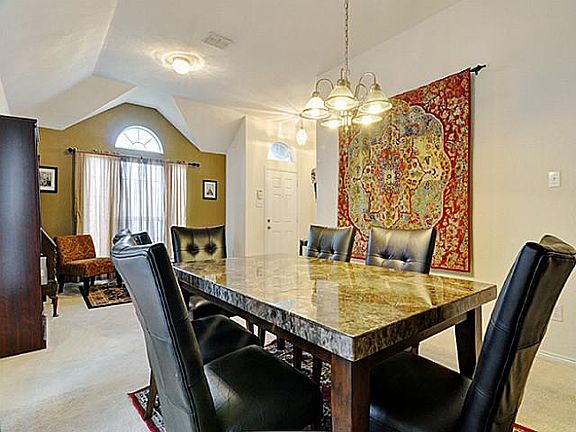 3rd image of 7521 Somervell St