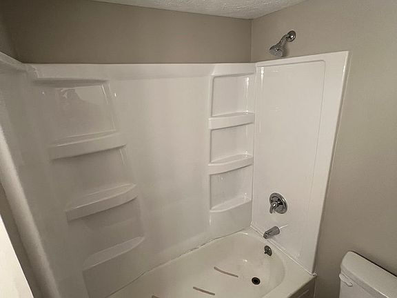 5th image of 1541 Whittier St #2B-1BA