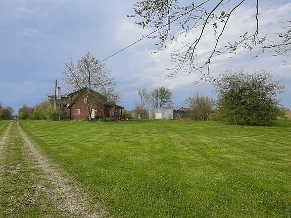 5th image of 16642 NE North Main St