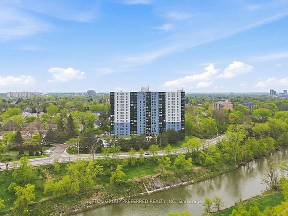 3rd image of 45 Pond Mills Rd #206
