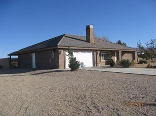 10872 Tujunga Rd, Apple Valley, CA 92308
