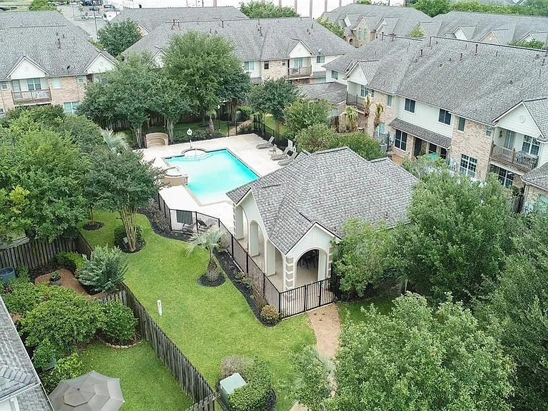 7511 S Linpar Ct — Photo 45