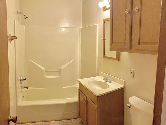 Bathroom - Shower / Tub, Vanity, Toilet, Storage Cabinets. Sarah Nail Property Group - 918-284-6245 (NAIL)