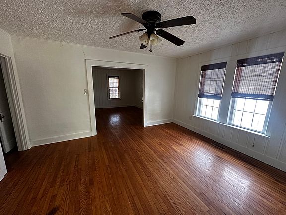 4th image of 807 Atlantic Ave