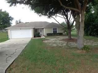 313 N Dixie Dr, Howey In The Hills, FL 34737