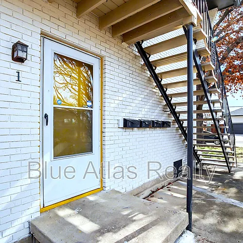 411 E Polk St #1 Photo 1