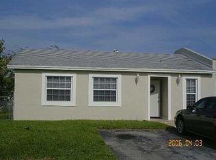 19639 NW 29th Pl, Miami Gardens, FL 33056
