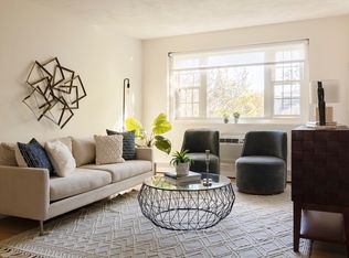 5 Walden St APT 8, Cambridge, MA 02140