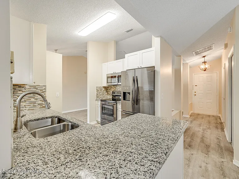 2540 Wild Wood Dr — Photo 17