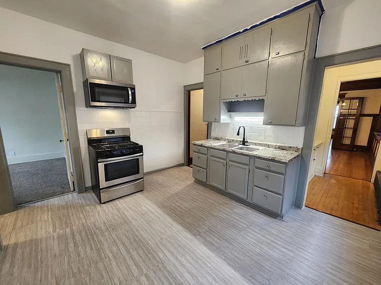 Remodeled/Updated kitchen
