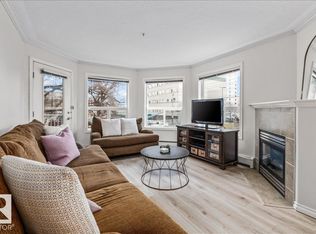 Melrose Manor, Edmonton, AB T5K 2X7