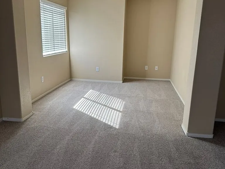 2228 Cambridge Elms St — Photo 13