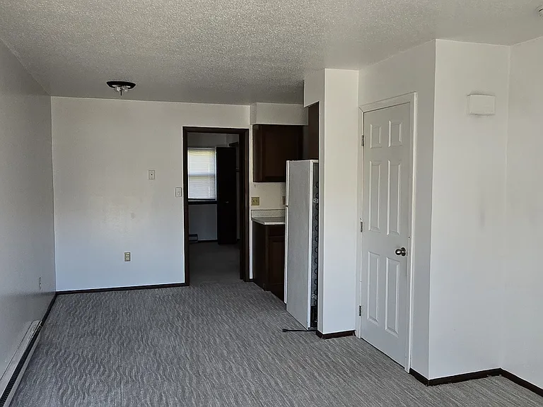 1936 Ottawa Dr #4 — Photo 1