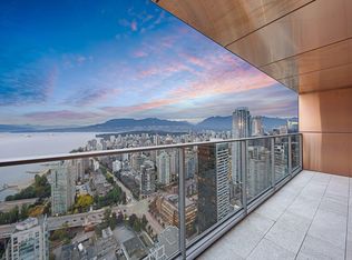 1480 Howe St #5702, Vancouver, BC V6Z0G5