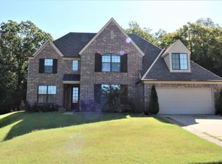 8652 S Trinity Park Dr, Olive Branch, MS 38654