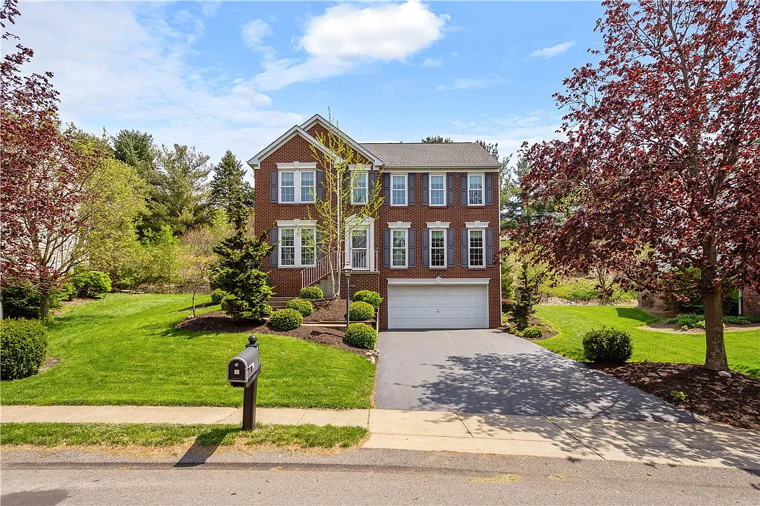 114 Vista Dr photo 1