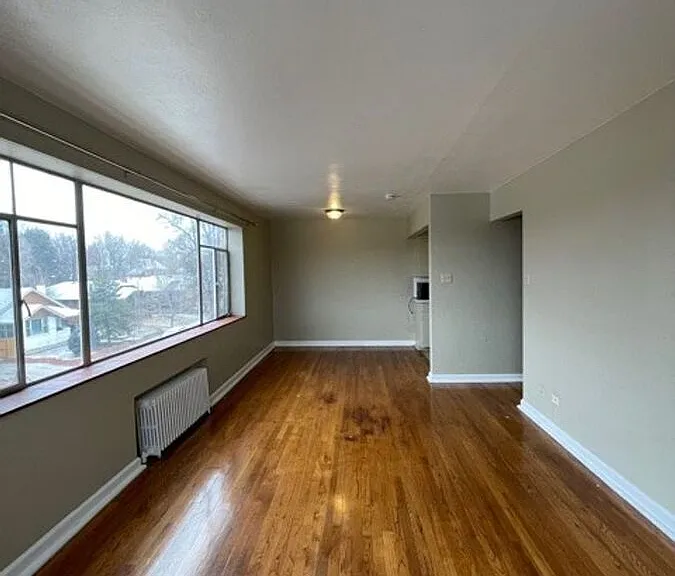 1475 N Cherry St #302 — Photo 4