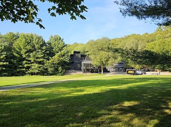 564 Hubbard Rd