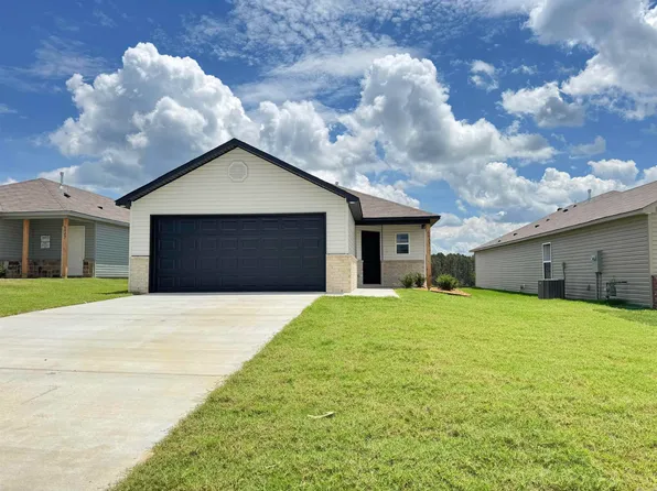 6033 Discovery Trl, Bauxite, AR 72011