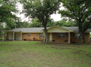 267 Centeridge Ln, Graham, TX 76450