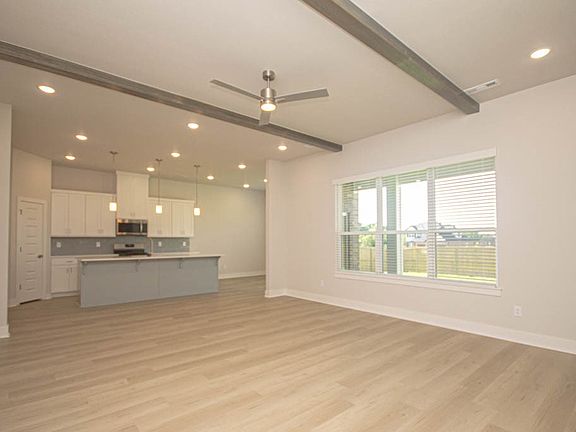 3rd image of 5209 SW Firethorn Ln