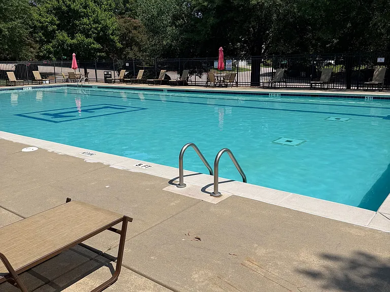 2023 Swimming Hole Cir — Photo 25