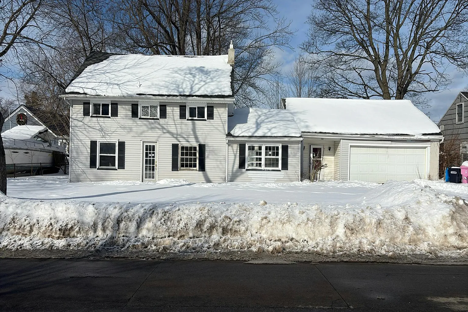 164 Leonard Rd photo 1
