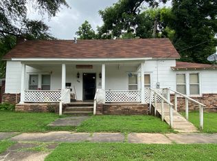 513 E Short Mountain St, Paris, AR 72855