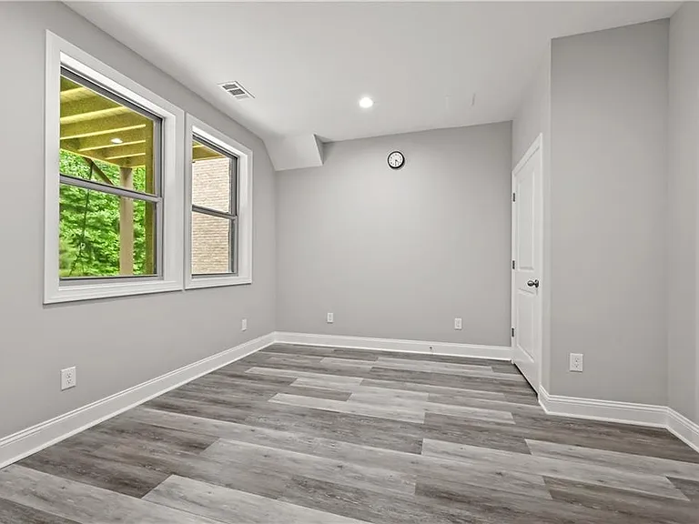 9965 Cameron Parc Cir — Photo 41