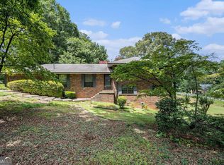 210 Lunie Dr SW, Mableton, GA 30126