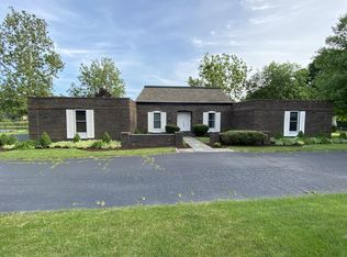 7 Fernilee Ct, Sugar Grove, IL 60554